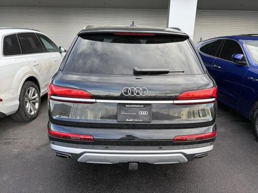 2025 Audi Q7 55 Premium Plus