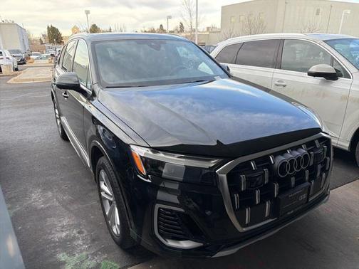 2025 Audi Q7 55 Premium Plus