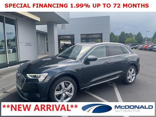 2019 Audi e-tron Premium Plus