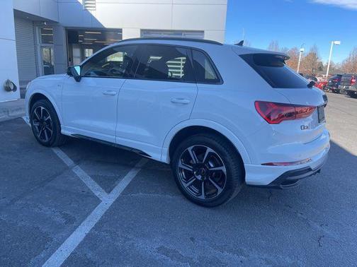 2025 Audi Q3 45 S line Premium Plus