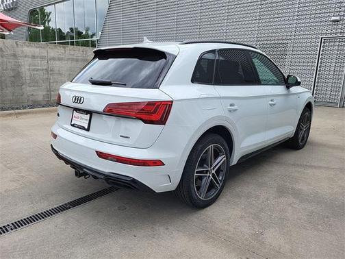 2025 Audi Q5 55 S line Premium Plus