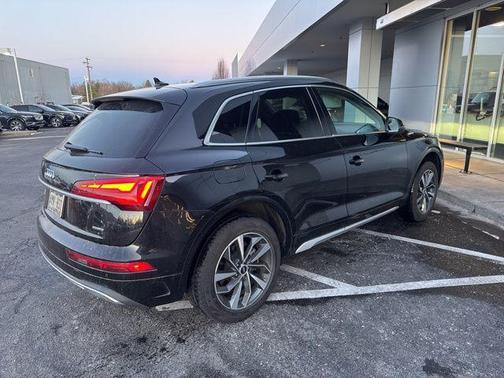 2021 Audi Q5 45 Premium Plus
