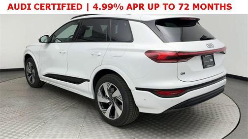 2025 Audi Q6 e-tron Premium Plus quattro