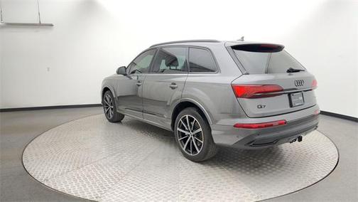 2023 Audi Q7 55 Premium Plus