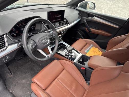 2025 Audi Q5 45 S line Premium Plus