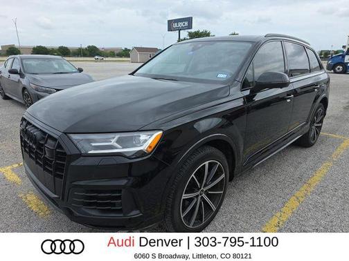 Mythos Black Metallic 2023 Audi Q7 55 Premium Plus