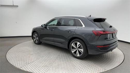 2024 Audi Q8 e-tron Premium Plus