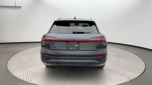 2024 Audi Q8 e-tron Premium Plus