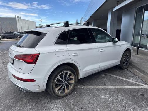 2023 Audi Q5 45 S line Premium Plus
