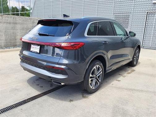 2025 Audi Q5 Premium Plus