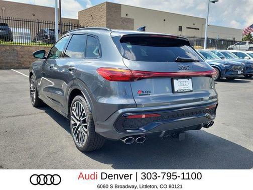 Daytona Gray Pearl Effect 2026 Audi SQ5 3.0T Premium Plus