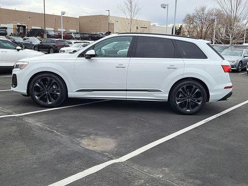 2026 Audi Q7 55 Premium Plus