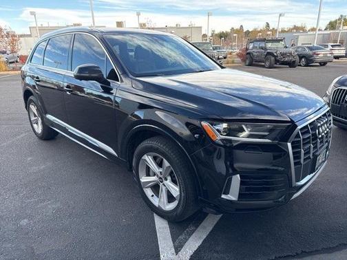 2021 Audi Q7 55 Premium