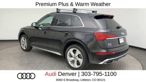 Mythos Black Metallic 2025 Audi Q5 45 S line Premium Plus