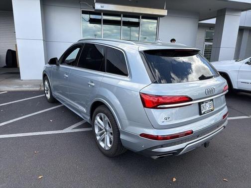 2025 Audi Q7 55 Prestige