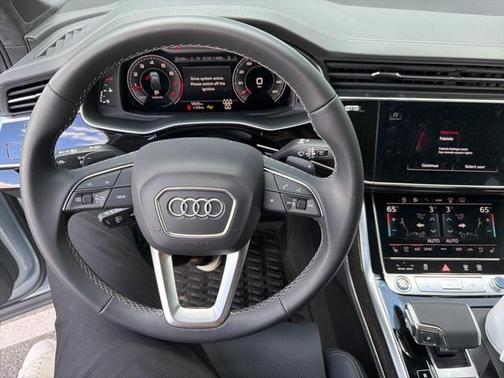 2025 Audi Q7 55 Prestige