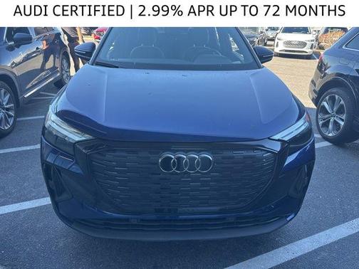 Navarra Blue Metallic 2024 Audi Q4 e-tron Premium Plus 50 quattro