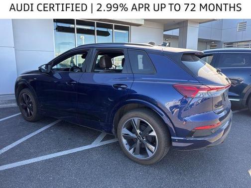 Navarra Blue Metallic 2024 Audi Q4 e-tron Premium Plus 50 quattro