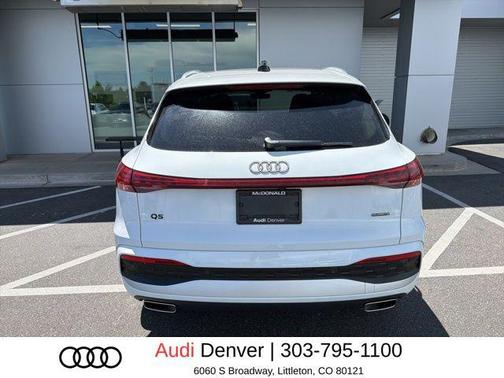 Glacier White Metallic 2025 Audi Q5 Premium Plus TFSI quattro S tronic