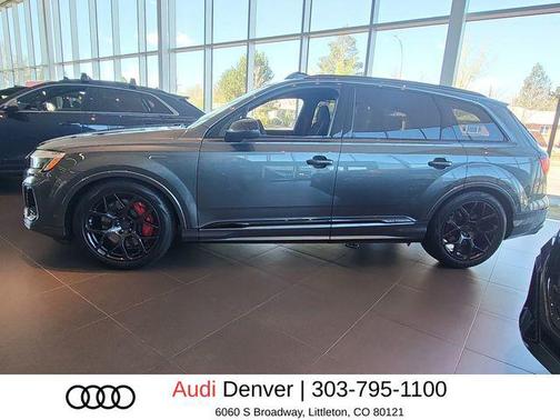 Daytona Gray Pearl Effect 2026 Audi SQ7 4.0T Prestige