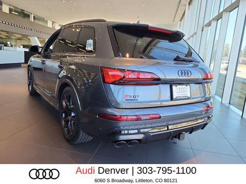 Daytona Gray Pearl Effect 2026 Audi SQ7 4.0T Prestige