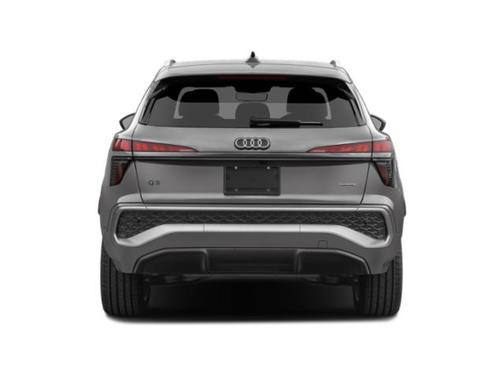 Arrow Gray Pearl Effect 2026 Audi Q3 TFSI quattro S tronic
