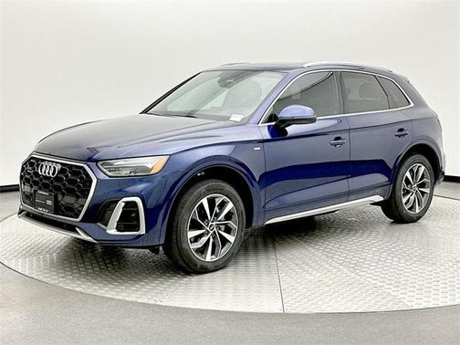 2022 Audi Q5 45 S line Premium