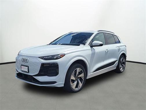 2025 Audi Q6 e-tron Premium Plus quattro