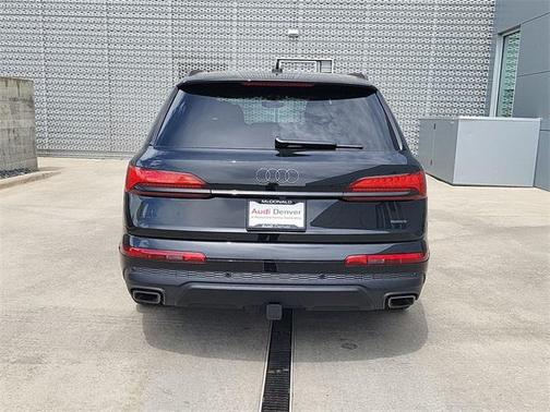 2025 Audi Q7 55 Premium Plus
