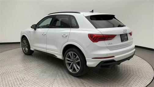 2024 Audi Q3 Premium 45 TFSI S line quattro Tiptronic