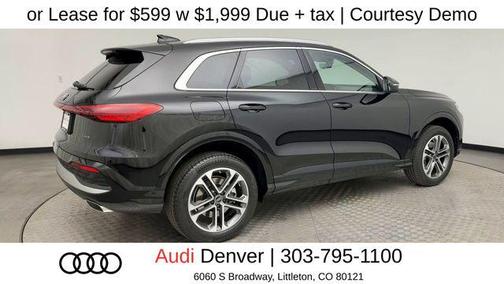 Mythos Black Metallic 2025 Audi Q5 Premium TFSI quattro S tronic