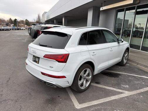 2023 Audi Q5 45 S line Premium Plus