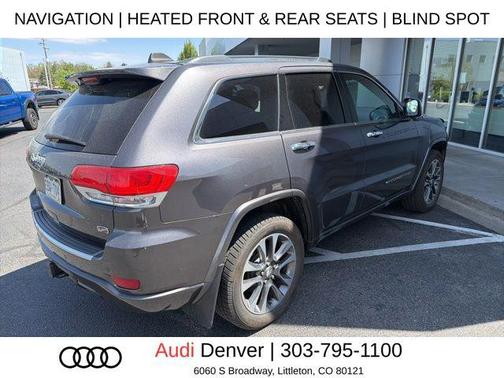 Granite Crystal Metallic Clearcoat 2017 Jeep Grand Cherokee Overland