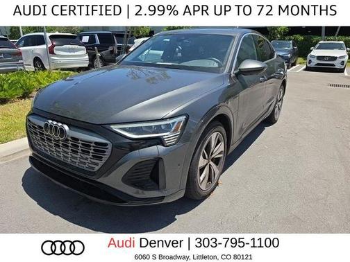 Daytona Gray Pearl Effect 2024 Audi Q8 e-tron Premium Plus