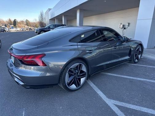 2023 Audi RS e-tron GT quattro