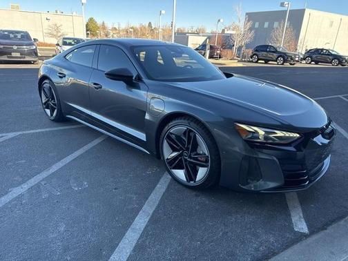 2023 Audi RS e-tron GT quattro