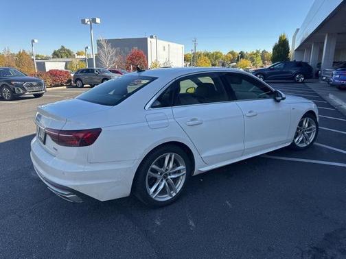 2022 Audi A4 45 S line Premium Plus
