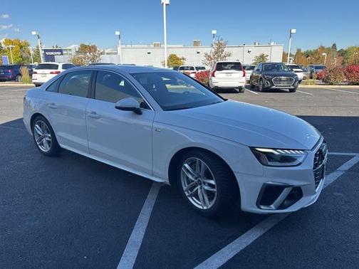 2022 Audi A4 45 S line Premium Plus