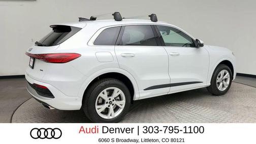 Glacier White Metallic 2025 Audi Q5 Premium TFSI quattro S tronic