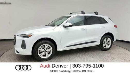 Glacier White Metallic 2025 Audi Q5 Premium TFSI quattro S tronic