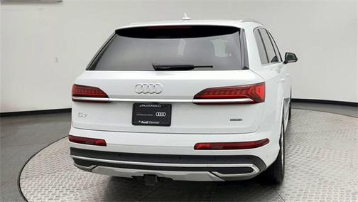 2023 Audi Q7 55 Premium Plus