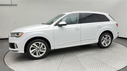 2023 Audi Q7 55 Premium Plus