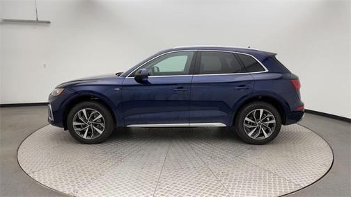2024 Audi Q5 45 S line Premium Plus