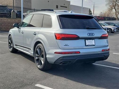 2026 Audi Q7 55 Premium Plus