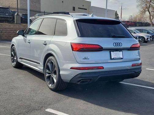 2026 Audi Q7 55 Premium Plus