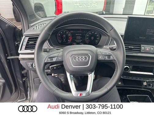Daytona Gray Pearl Effect 2024 Audi SQ5 3.0T Prestige