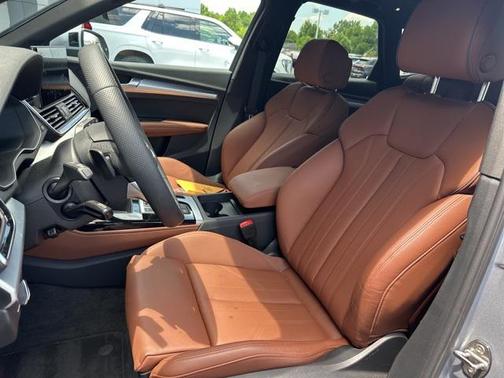 2025 Audi Q5 45 S line Premium Plus