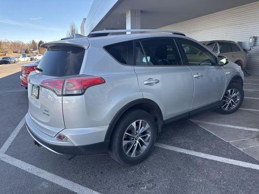 2016 Toyota RAV4 Hybrid XLE
