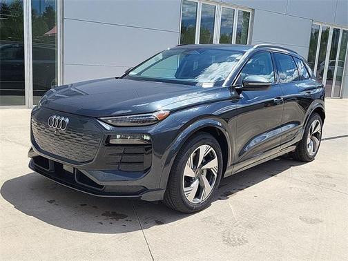 2025 Audi Q6 e-tron Prestige quattro