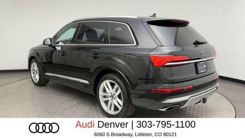 Mythos Black Metallic 2025 Audi Q7 55 Premium Plus